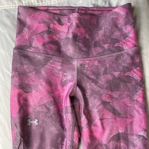 Under Armour pink mesh leggings